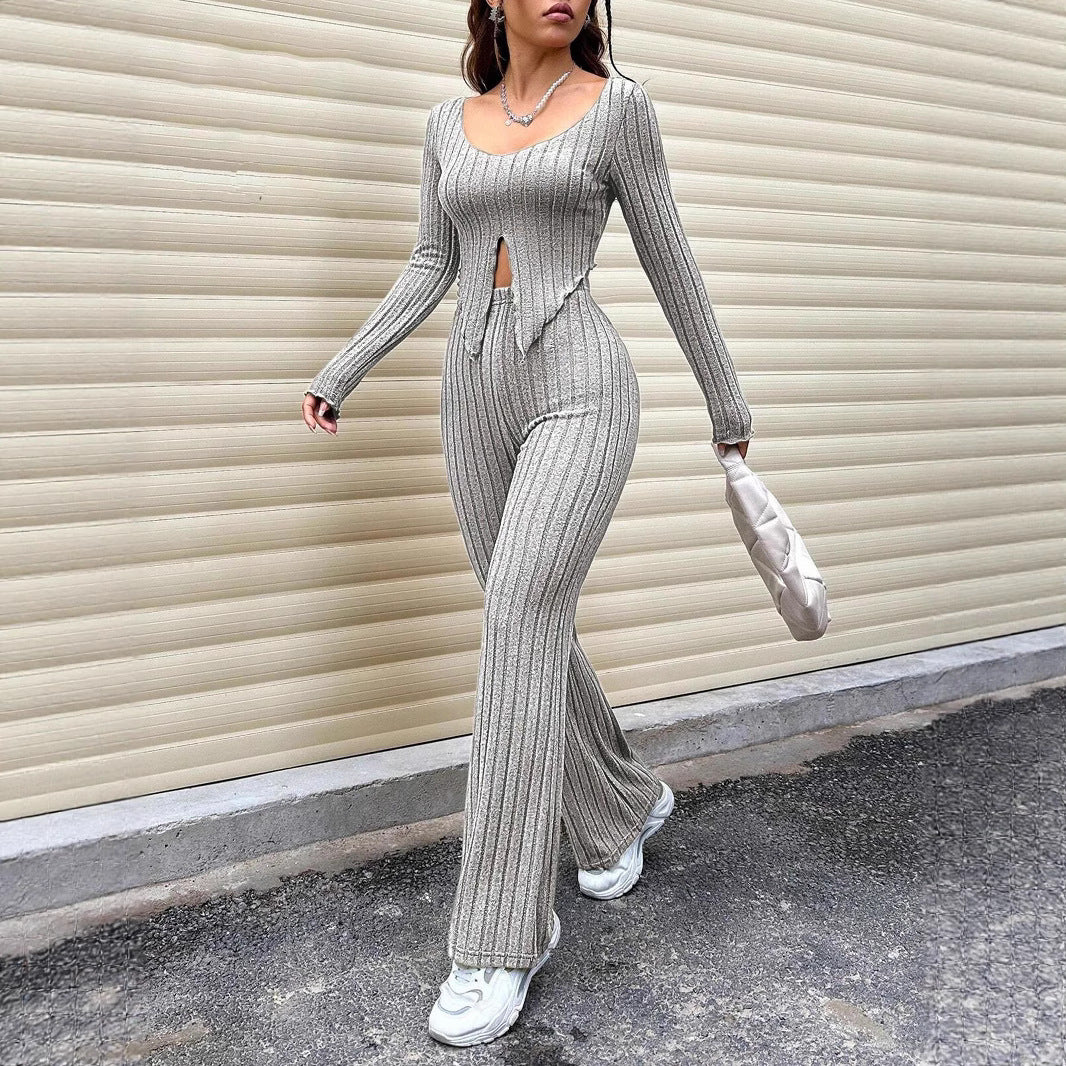 Damen Strickanzug mit modischem Cut-Out EB