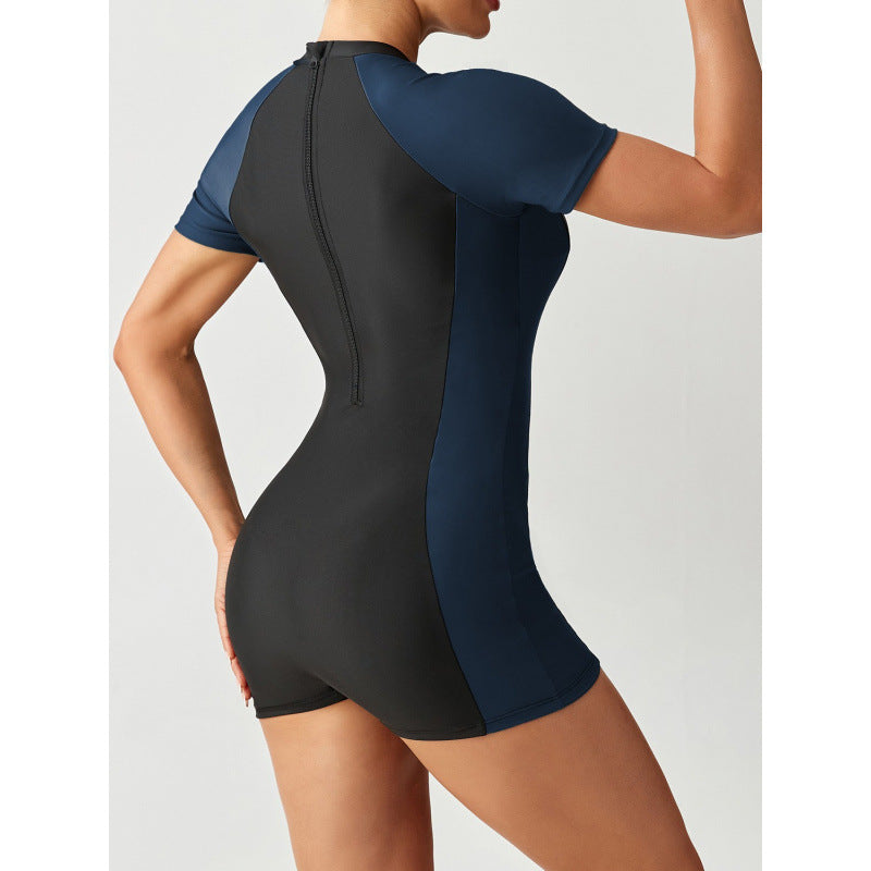 Damen Schwimmanzug mit kurzem Arm und figurformendem Schnitt EB