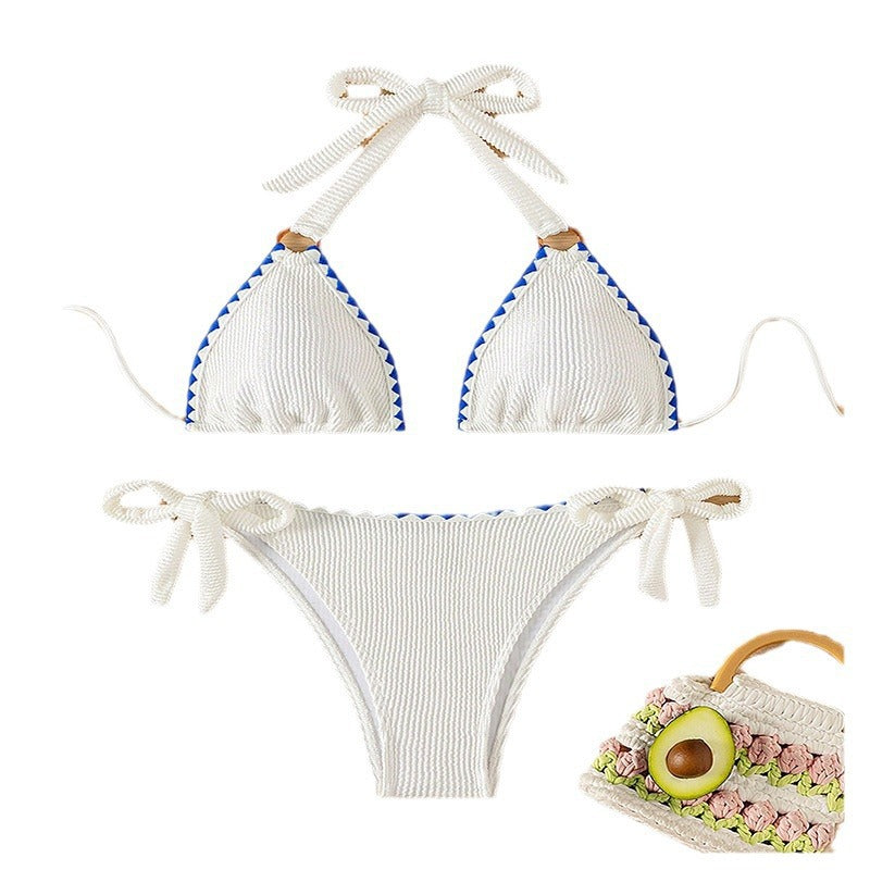Damen Triangel-Bikini mit elegantem Strukturstoff und verspielten Details EB