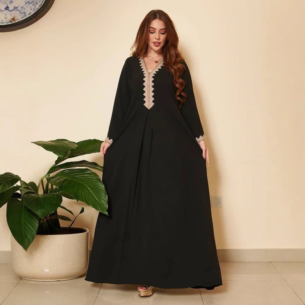 Damen Elegantes langes Kaftankleid mit detaillierter Bordüre EB
