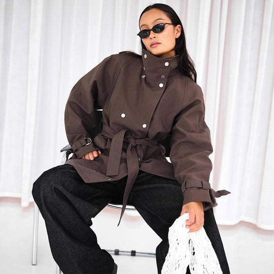 Damen modische Utility-Jacke mit hohem Kragen und praktischen Taschen EB