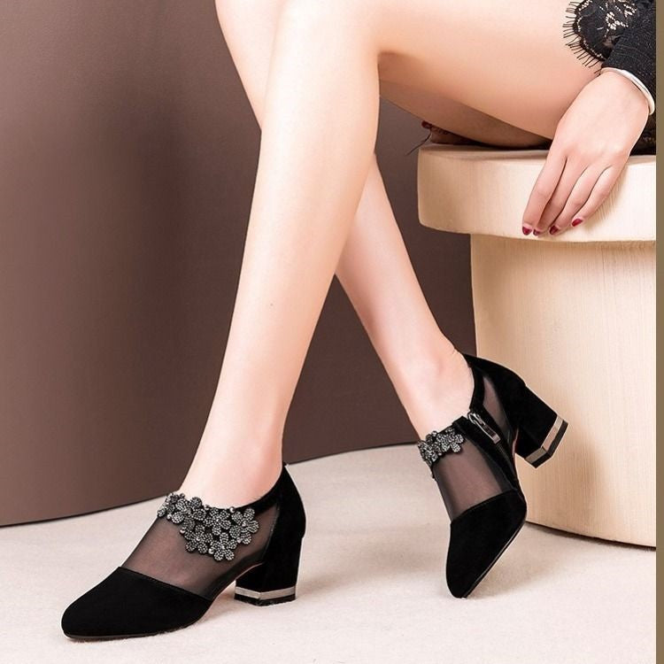 Damen Stiletto Pumps mit transparenten Einsätzen und eleganter Applikation EB