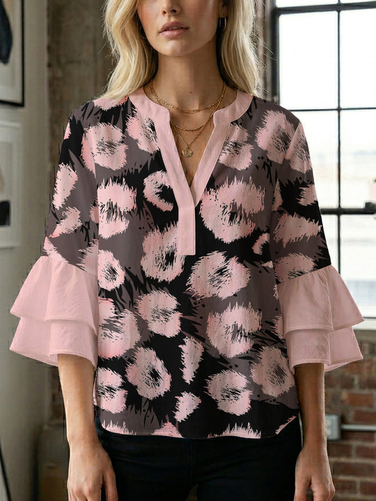 Damen Bluse mit Rüschendetails und auffälligem Animal-Print EB
