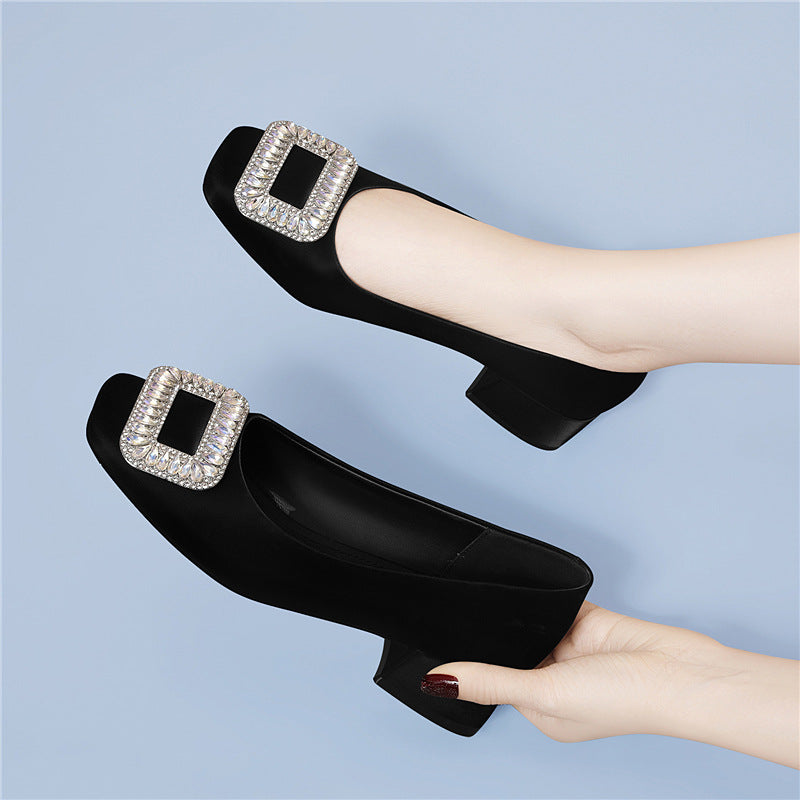 Damen Elegante Slingback Heels mit funkelndem Schmuckdetail EB