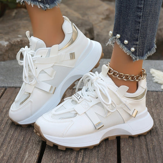 Damen Chunky-Plateau-Sneaker mit atmungsaktivem Mesh und montierten Riemen EB