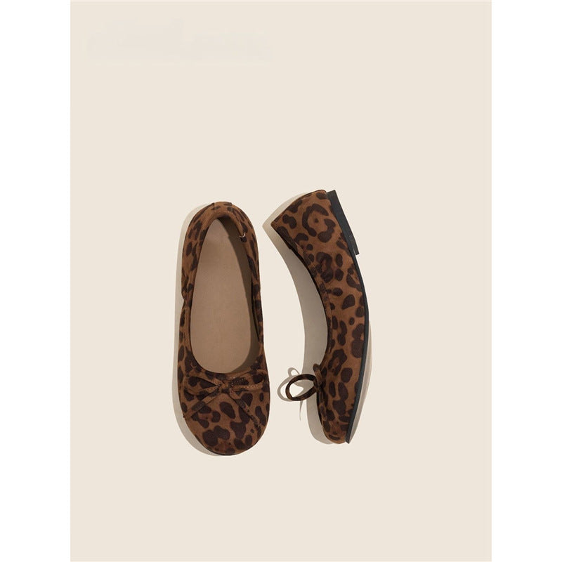 Damen Ballerinas mit punktiertem Design und zierlicher Schleifenapplikation EB