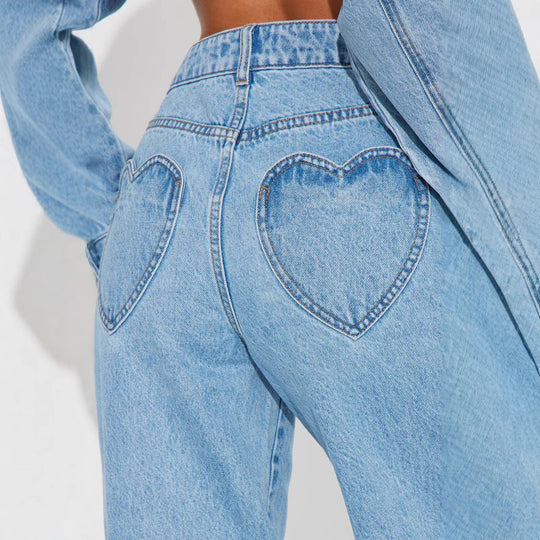Damen nan hochgeschnittene Weitbein-Jeans mit taillierendem Bund, klassischem Five‑Pocket‑Schnitt und fließendem Bein EB