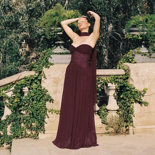 Damen elegantes schulterfreies Maxikleid mit fließendem Rock und raffinierter Drapierung EB