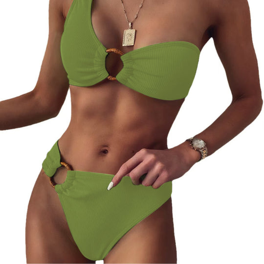 Damen Stilvoller Triangel-Bikini mit goldenen Details EB