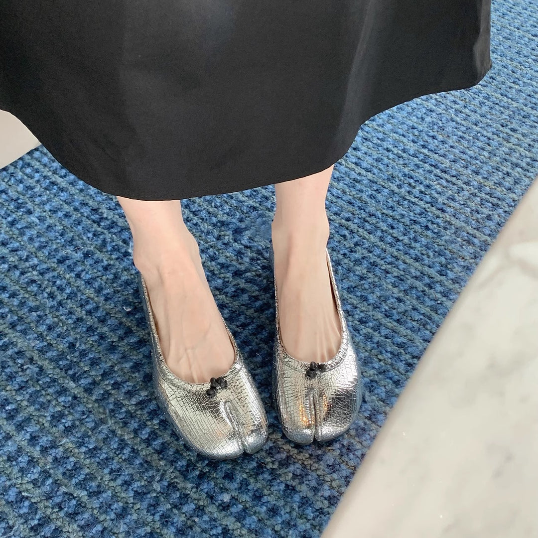 Damen Ballerinas mit glänzender Oberflächenstruktur und zierlicher Schleifenverzierung EB