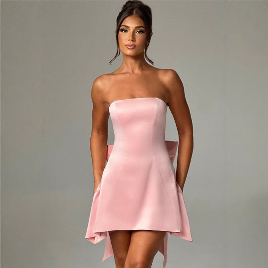 Damen Minikleid im eleganten Bandeau-Stil mit verspieltem Rückendetail EB