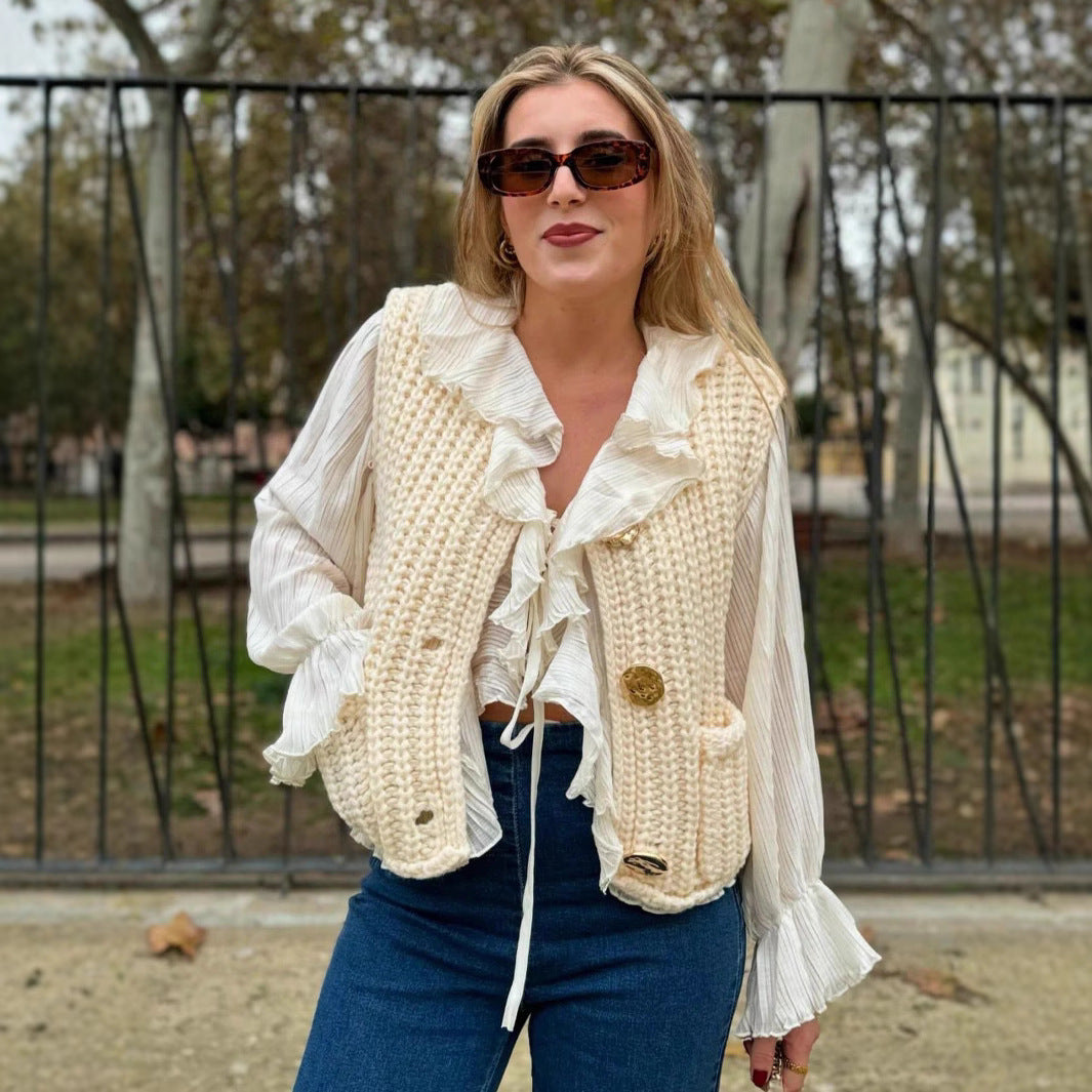 Damen Strickweste mit Taschen und dekorativen Knopfdetails EB