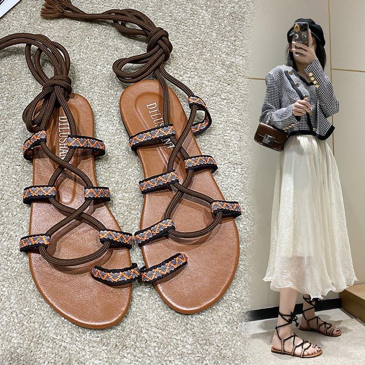 Damen Glamouröse Riemchen-Sandalen mit eleganten Strass-Details EB