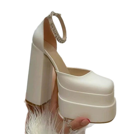 Damen Plateau-High Heel Sandalen mit eleganter Riemchenverzierung EB