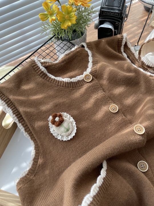 Damen Strickweste mit kontrastierenden Details und Taschen EB