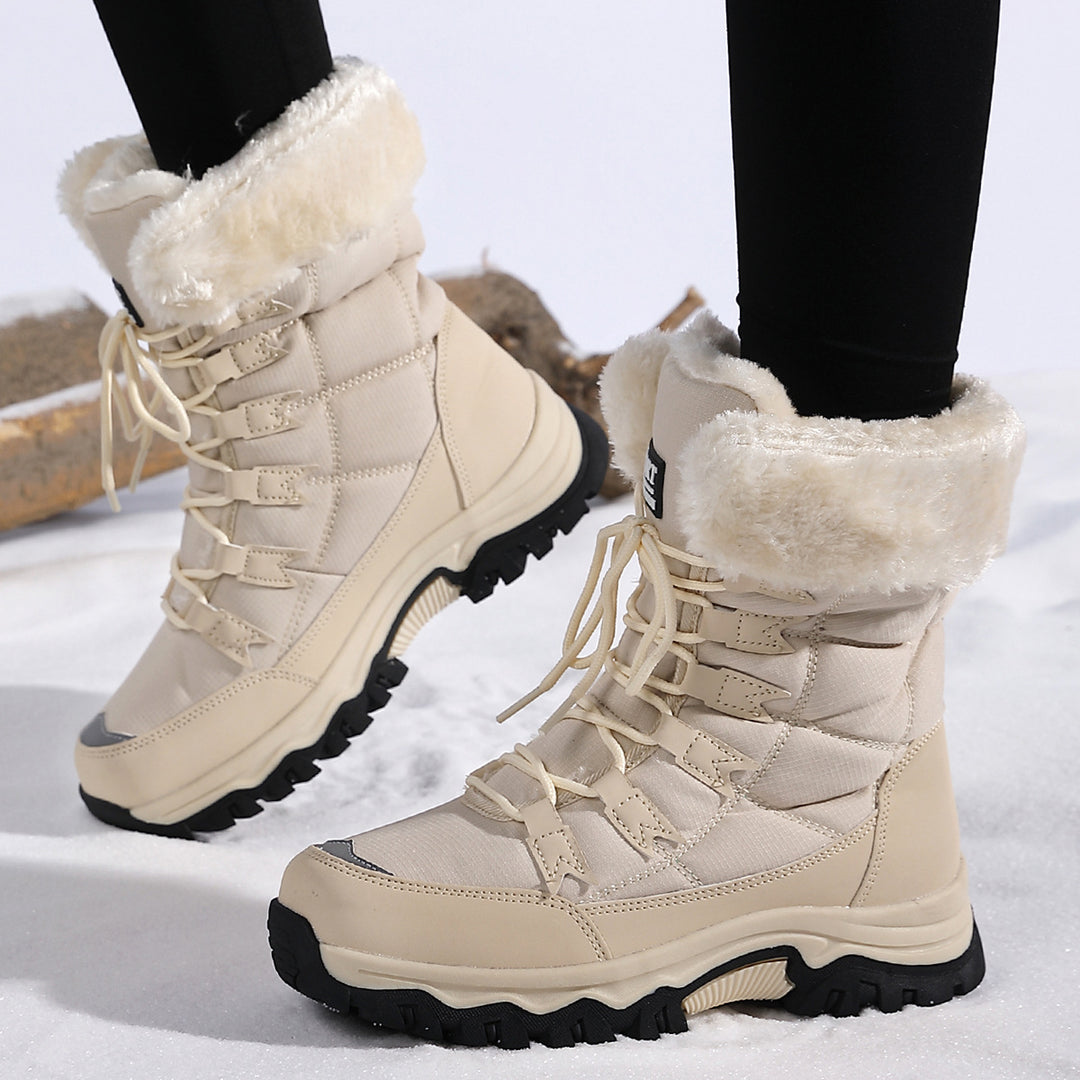 Damen Winterwanderboots mit isolierendem Futter und rutschfester Profilsohle EB