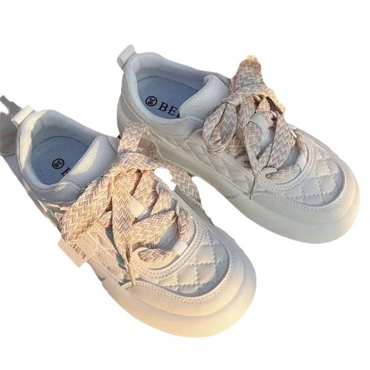 Damen modische Sneaker mit quilted Design und robustem Fersenbereich EB