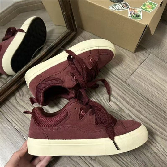 Damen Retro-Lifestyle-Sneaker mit atmungsaktivem Obermaterial und dämpfender Sohle EB
