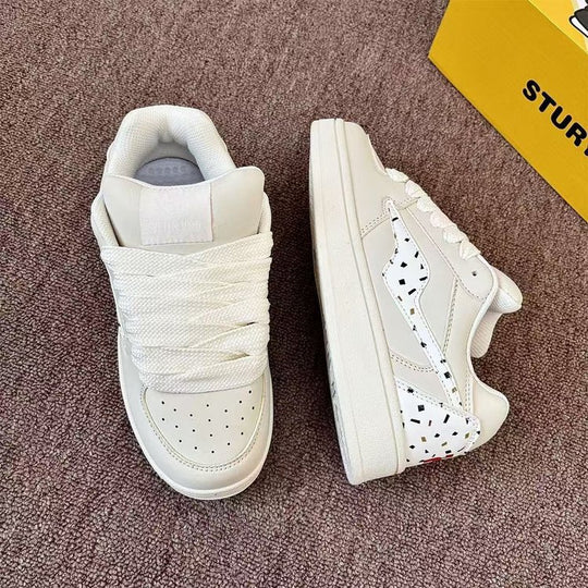 Damen Freizeit Sneakers mit perforierter Oberfläche und bequemer Sohle EB