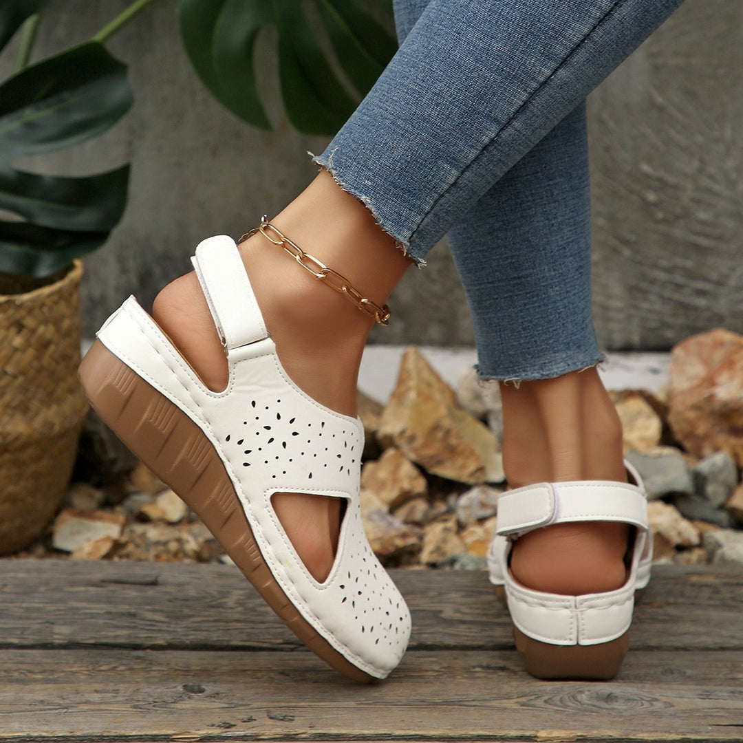 Damen Wedge-Pantoletten mit geschlitztem Design und rutschfester Sohle EB
