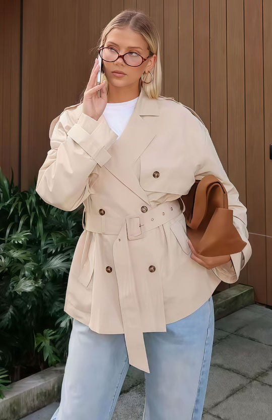 Damen Trenchcoat mit modischem Schnitt und taillierter Silhouette EB