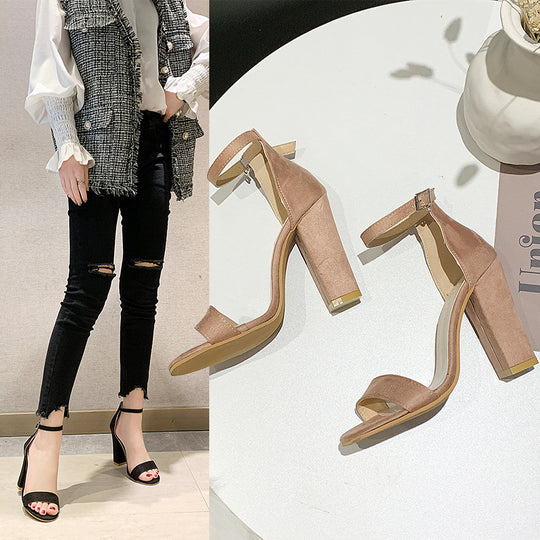 Damen Wedge-Sandalen mit breiten Riemen und komfortablem Blockabsatz EB