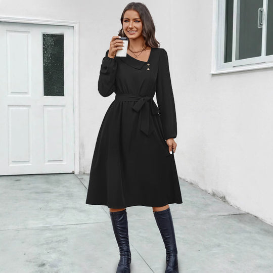 Damen Midikleid mit tailliertem Schnitt und eleganten Knopfdetails EB