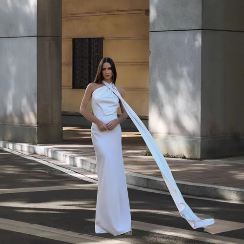 Damen Elegantes und fließendes Abendkleid mit asymmetrischem Ausschnitt EB