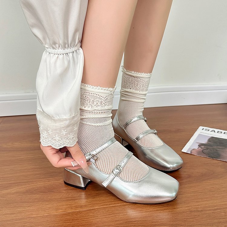 Damen Hochglanz Ballerinas mit verstellbaren Riemchen EB
