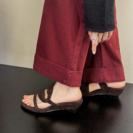 Damen komfortable Zehentrenner-Sandalen mit elegantem Riemendesign EB