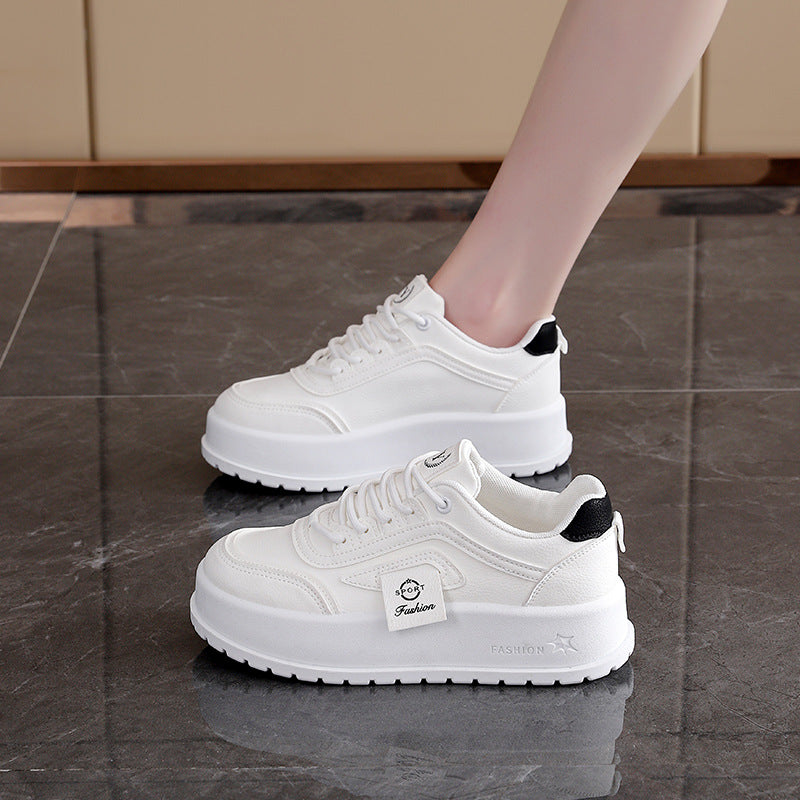 Damen Plattform Sneakers mit modischem Design und hohem Tragekomfort EB
