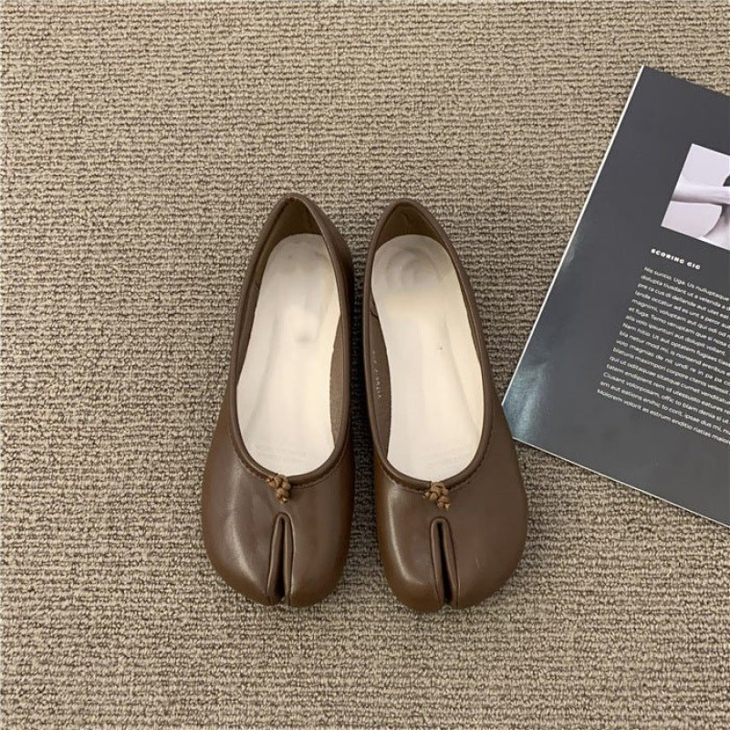 Damen Ballerinas mit eleganter Schlitz-Details und bequemer Innensohle EB