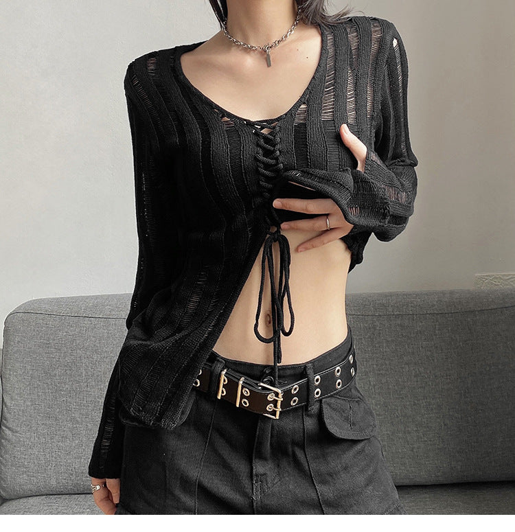 Damen Strickjacke mit modernem Schnürdesign und feinen Lochmustern EB