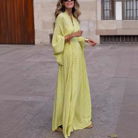 Damen Maxikleid mit elegantem Schnitt und weit ausgestellten Ärmeln EB