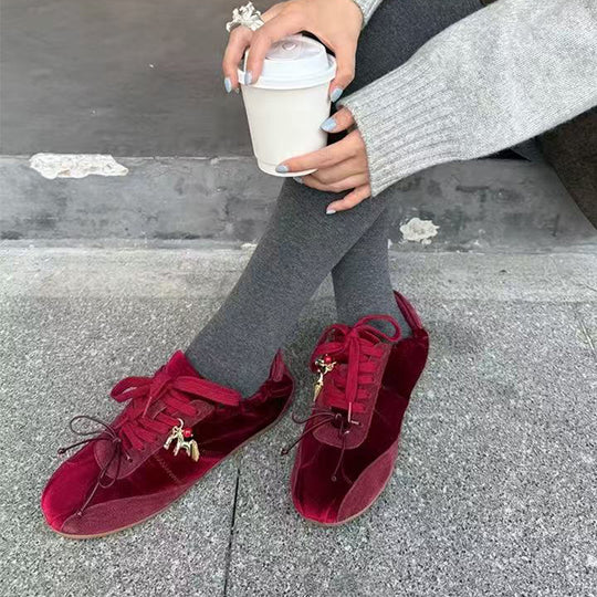 Damen Tanzsneaker mit flexiblem Obermaterial und rutschfester Sohle EB