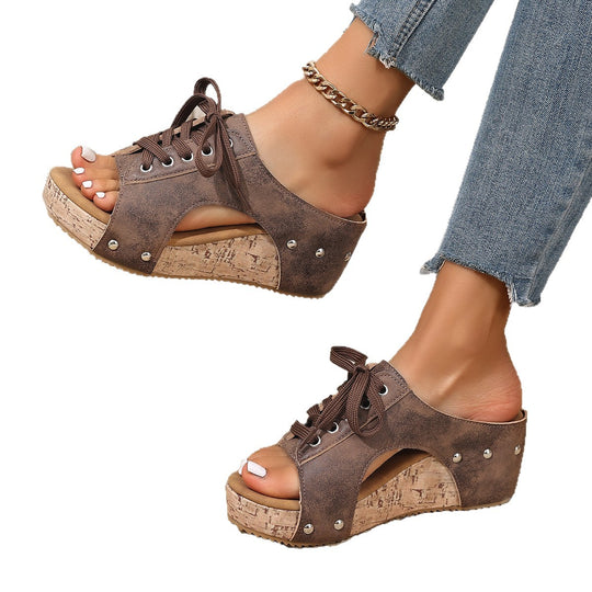 Damen Wedge-Sandalen mit modischem Schnür-Detail EB