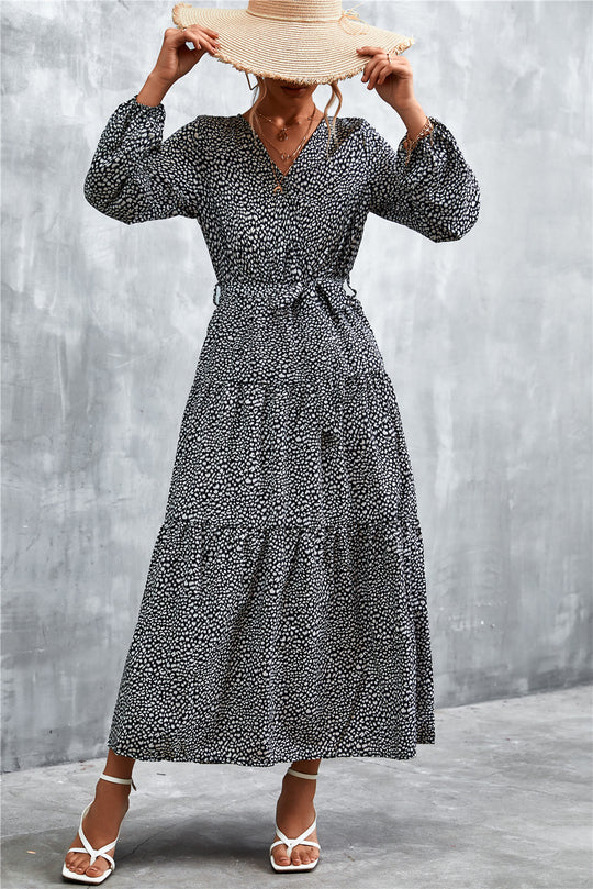 Damen Maxikleid mit tailliertem Design und langen Ärmeln EB