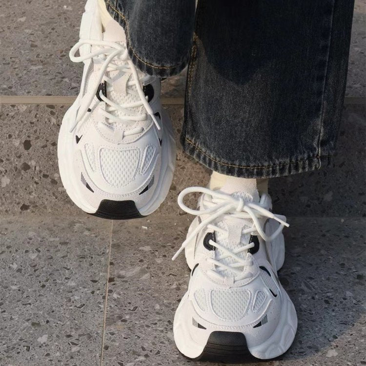 Damen Sportliche Performance-Sneaker mit atmungsaktiven Mesh-Einsätzen EB