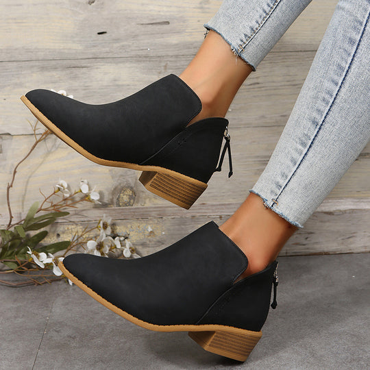 Damen nan schlanke knöchelhohe Stiefelette aus Microvelours mit verdecktem Fersenreissverschluss und leichtem Blockabsatz EB