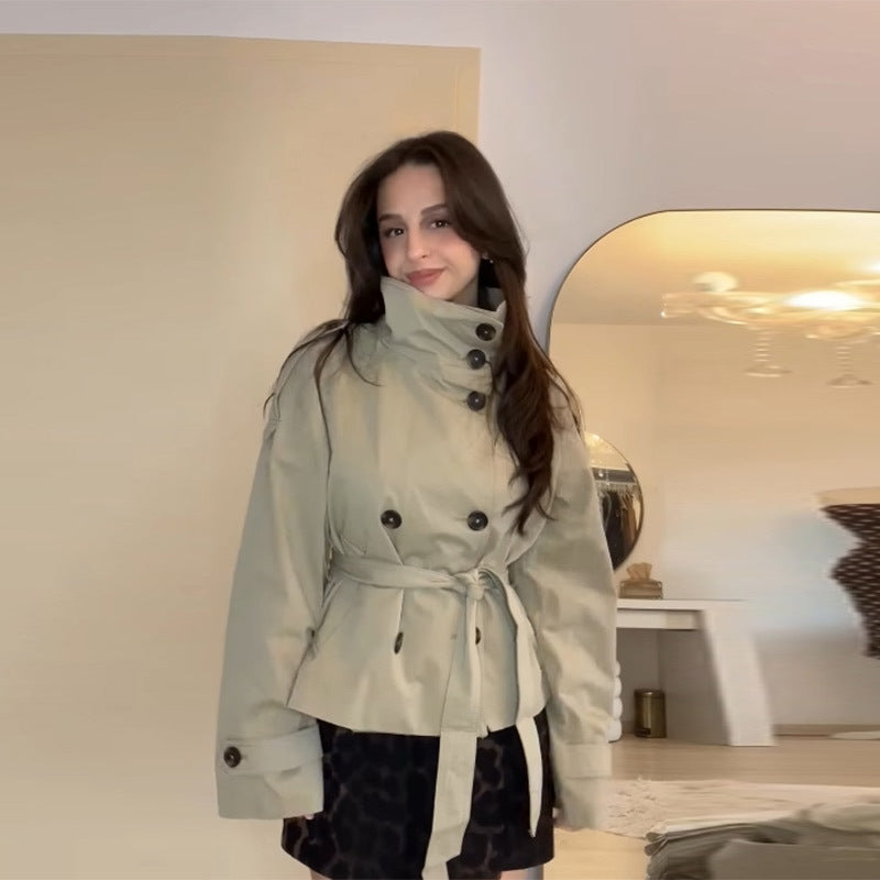Damen Modische Trenchjacke mit tailliertem Schnitt und praktischen Taschen EB