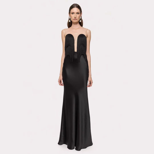 Damen Langärmliges Maxikleid mit tiefem V-Ausschnitt und fransierten Details EB