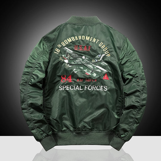 Herren Bomberblouson im Military-Patchstil mit Ärmel-Utilitytasche und geripptem Kragen EB