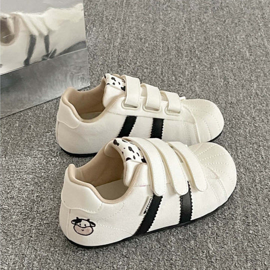 Damen Sneakers mit praktischem Klettverschluss und stylischen Tierapplikationen EB