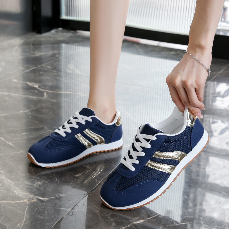 Damen Sportliche Sneakers mit modischen Metallic-Akzenten EB