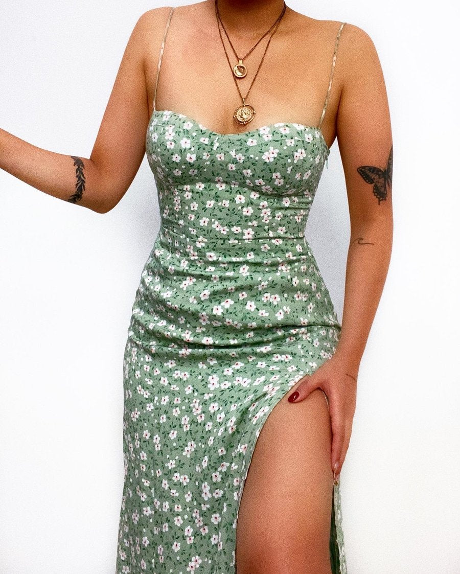 Damen Figurbetontes Maxikleid mit seitlichem Schlitz und Spaghettiträgern EB