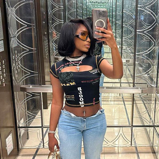 Damen Trendiges Crop-Top mit grafischen Prints EB