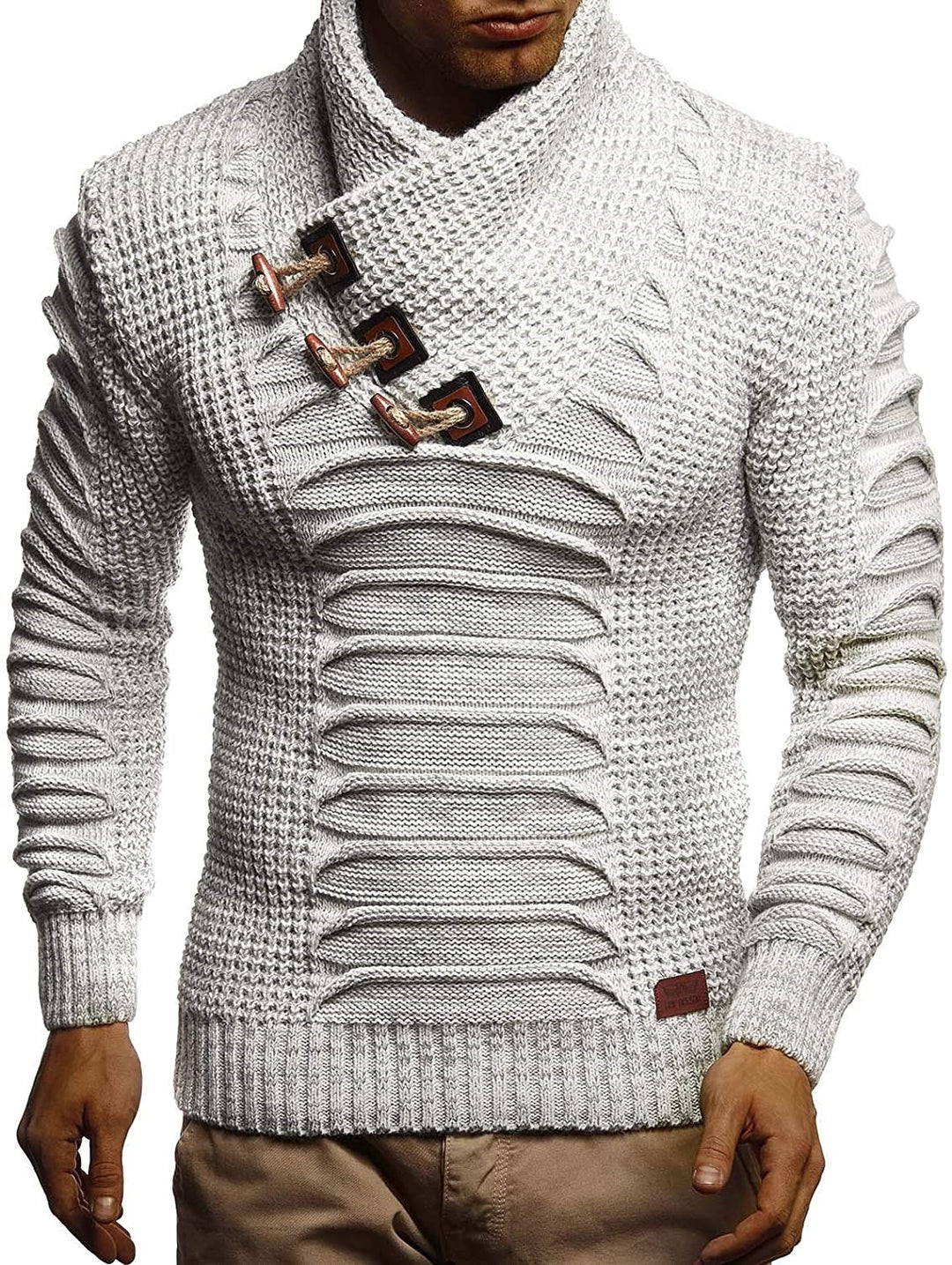 Herren Grobstrickpullover mit innovativem Schalkragen und rustikalem Design EB