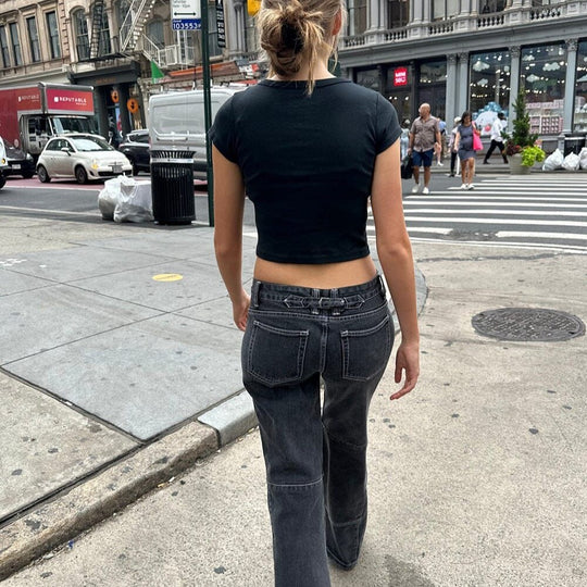 Damen Crop-Top mit kreativem Grafikdruck und lässigem Schnitt EB