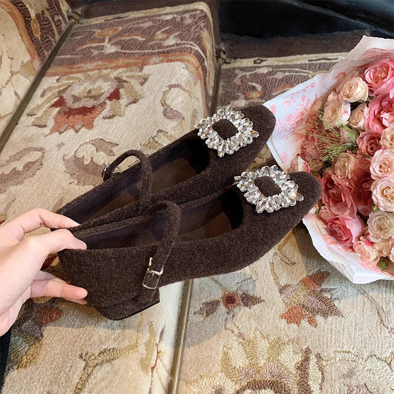 Damen Elegante Ballerinas mit Schmuckakzent und komfortablem Riemchen EB