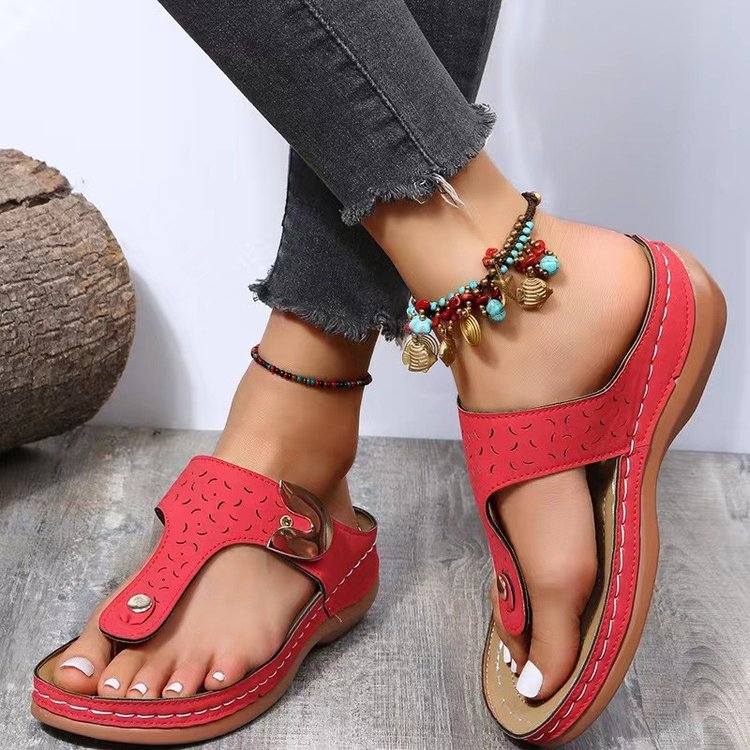 Damen Komfortable Zehentrenner-Sandalen mit anatomischer Fußbettung und modischer Schnallen-Applikation EB